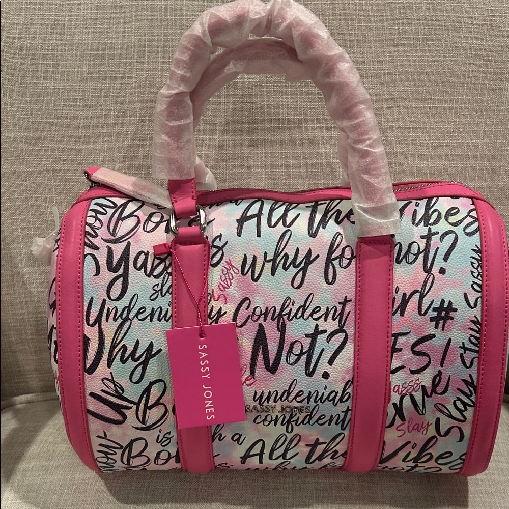 Sassy Jones Dottie Gianna Graffiti Pink “Why Not”Tote - Picture 3 of 8